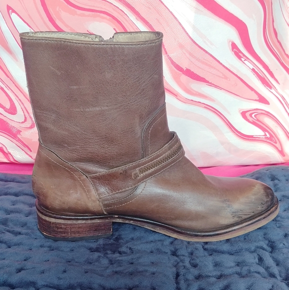 Leather boots - Picture 6 of 16